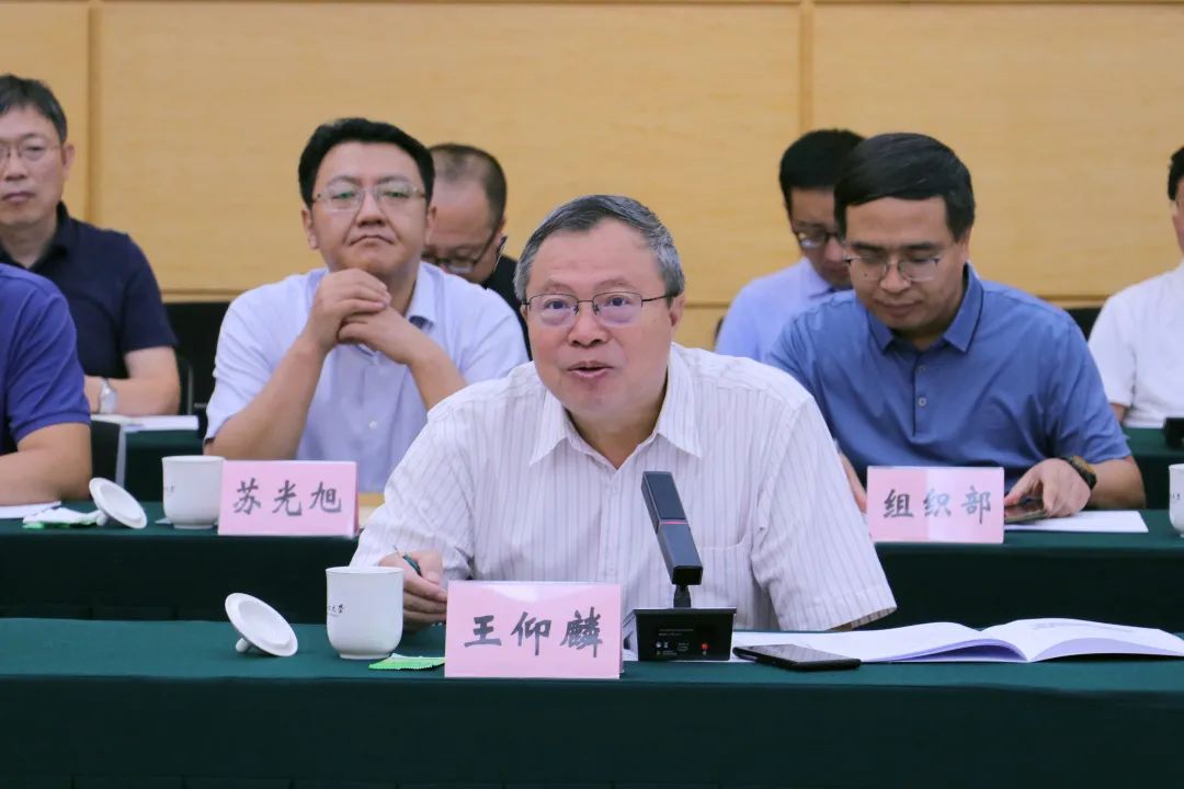 1b05799548fc40ec941befdb1e04c134.jpg 1b05799548fc40ec941befdb1e04c134.jpg